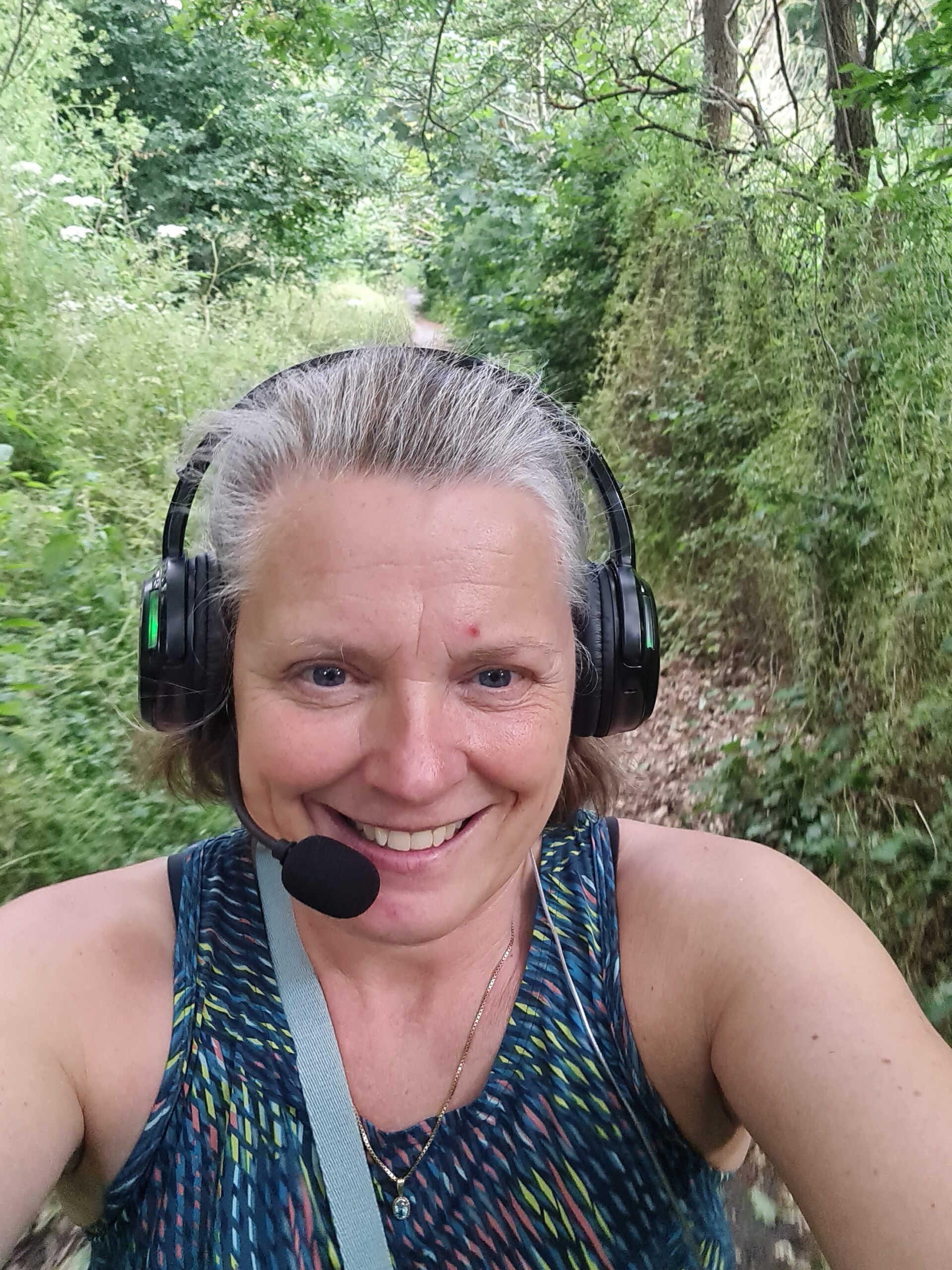Ladies Outdoor WalkFit Silent Disco – Low Impact Exercise for Beginners & Improvers